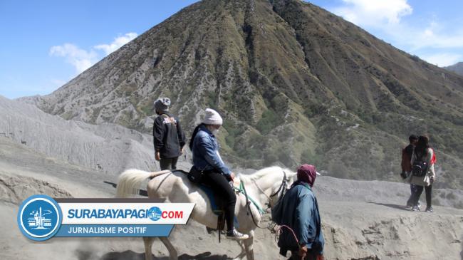 Penutupan Mendadak Wisata Gunung Bromo Dikeluhkan