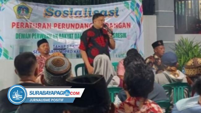 Pimpinan DPRD Gresik Ikut Sosialisasikan Perda Ketenagakerjaan