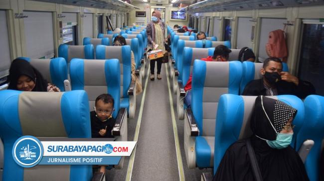 Libur Paskah Arus Penumpang Kereta Api Masih Normal