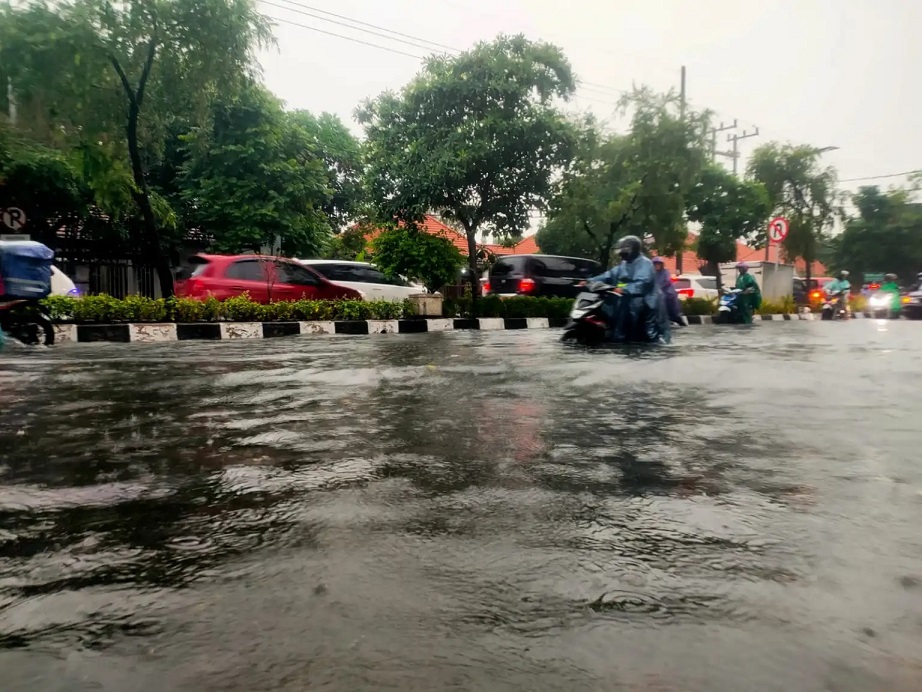 Atasi Banjir, Pemkot Surabaya Gelontorkan Rp 704 M