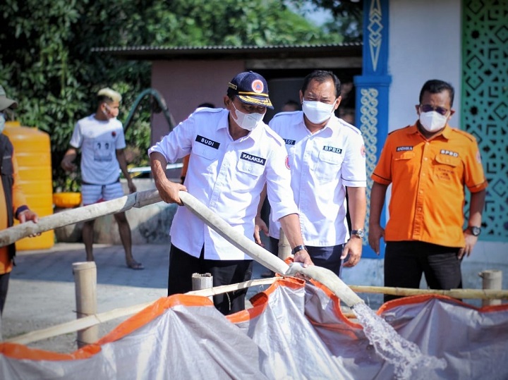 Respon Cepat Kekeringan di Ngawi, BPBD Jatim Salurkan Bantuan Air Bersih