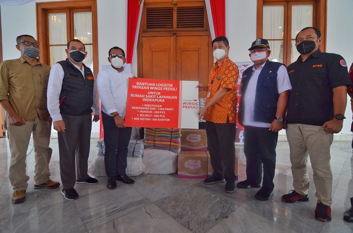 Wings Peduli Kirim Bantuan Berupa 1500 Paket Kebersihan untuk Pasien Bangkalan di RSLI