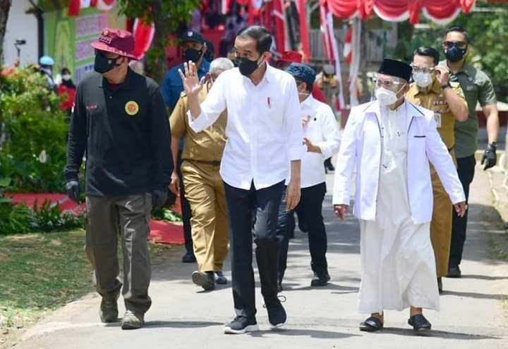 Hanya 3,91 Persen yang Puas Kinerja Jokowi