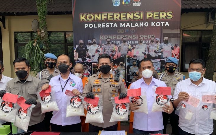 Kurir Narkoba 21 Kg Diamankan Sebelum Kirim Sabu ke Kalimantan