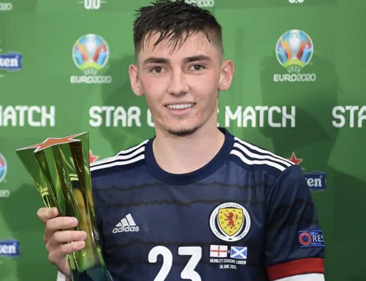 Usai Man of the Match, Billy Gilmour Positif Covid-19