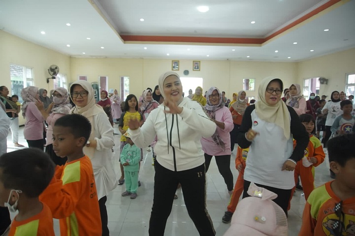 Dharma Wanita Kota Mojokerto Rayakan HUT TK Pertiwi ke-51 dan KB Pertiwi ke-16