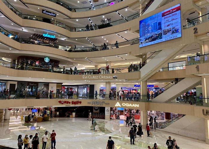 Corona Mulai Melandai, Mall di Surabaya Mulai Ramai Lagi