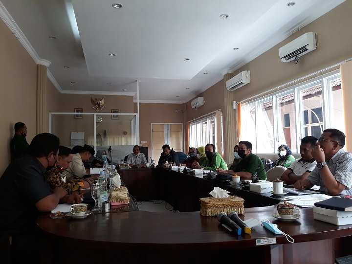 OSS Bermasalah, Komisi III DPRD kota Probolinggo Gelar Hearing