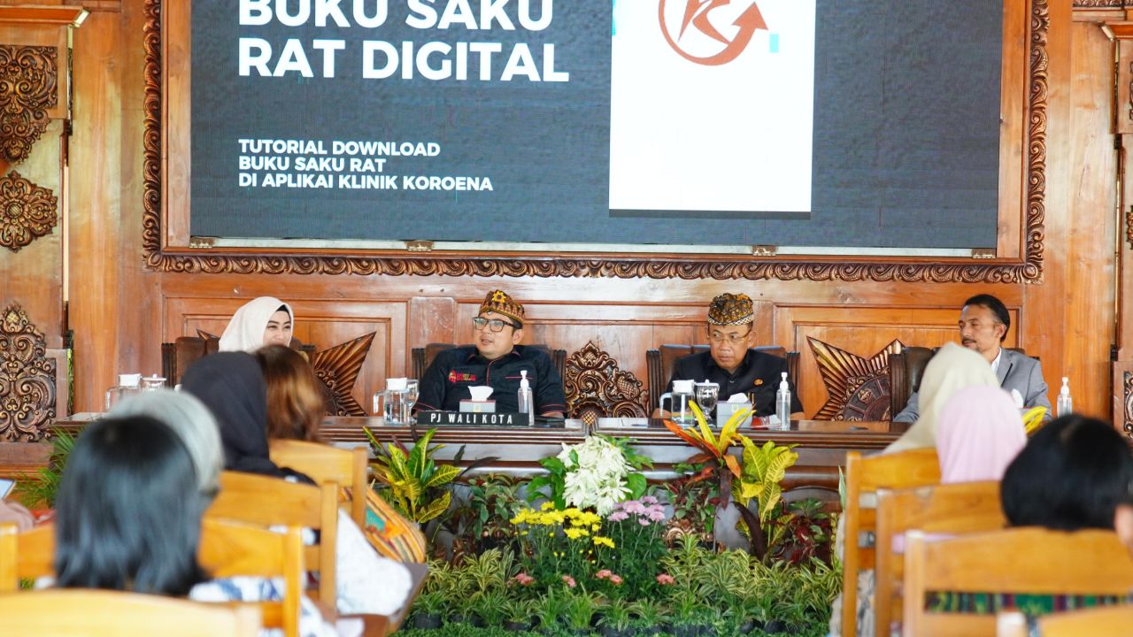 Gebrakan Baru! Pj Wali Kota Ali Kuncoro Launching Buku Saku RAT Koperasi Digital