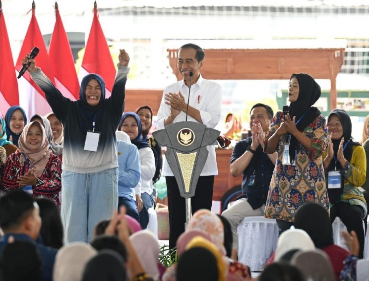 Jokowi Lakukan Kampanye Terselubung, Paslon 01-03 Tahu!