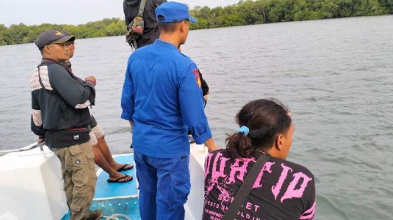 Pelajar Hilang saat Bermain Kano di Pantai di Situbondo