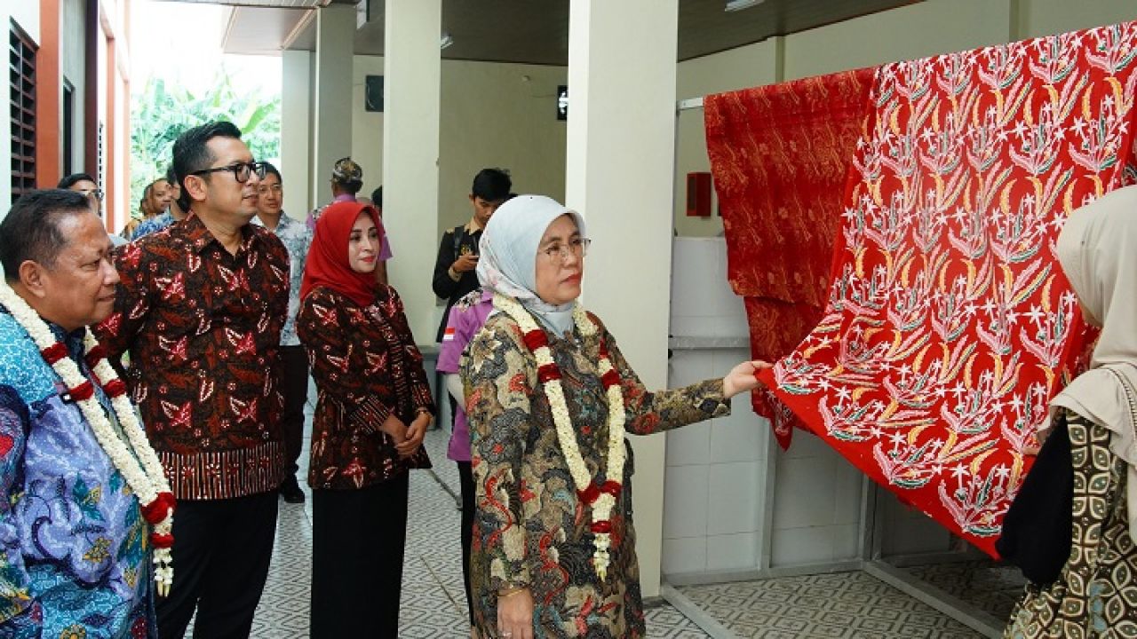 Maja Barama Wastra Jadi Sentra IKM Batik Terlengkap se Indonesia