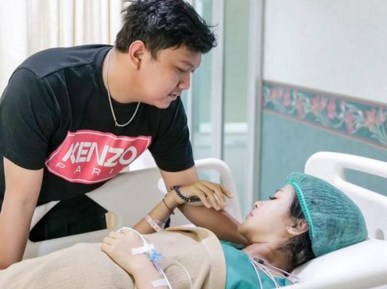 Bella Bonita Tiba-tiba Dilarikan ke Rumah Sakit, Denny Caknan: Kuat Sayang, Perjuangan Ibu