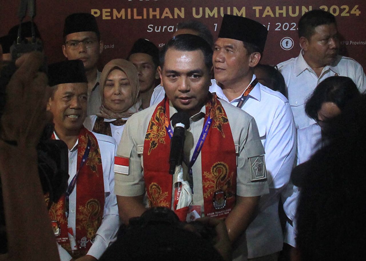 Sambut Kemenangan, Prabowo-Gibran Hadiri Pesta Rakyat di GOR Sidoarjo