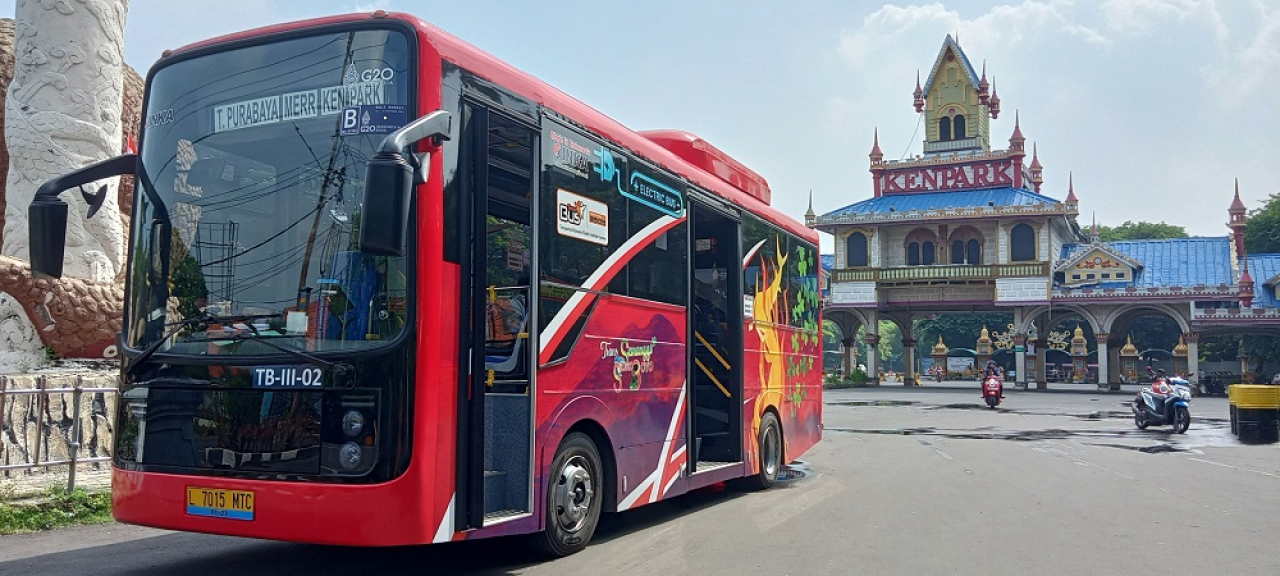 15 Bus Listrik Beroperasi Serentak di Surabaya