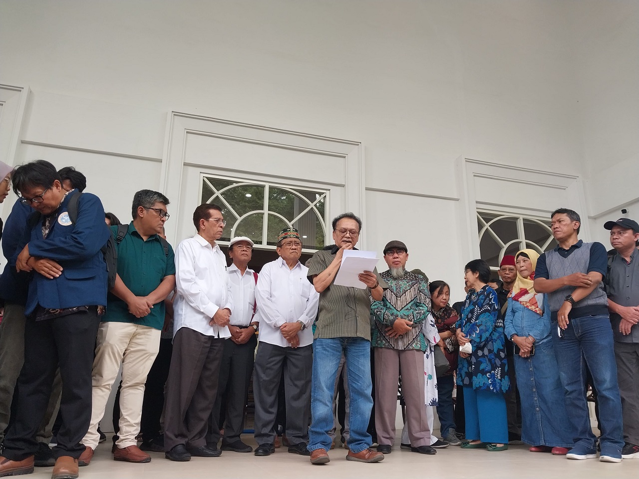 Sivitas Akademika UNAIR Kecam Pemerintahan Jokowi, Ingatkan Kekerasan Orde Baru