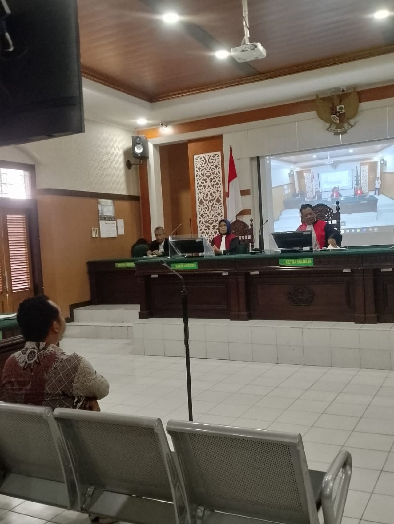 Bersalah Langgar UU Pemilu, Hakim PN Sidoarjo Vonis Kades Tarik Hukuman Percobaan 10 Bulan
