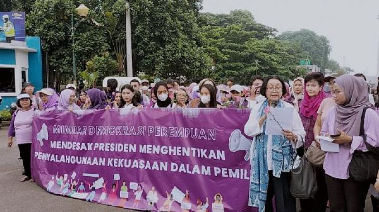 Siang ini, Koalisi Perempuan Demo Desak Jokowi Hentikan Penyalahgunaan Kekuasaannya