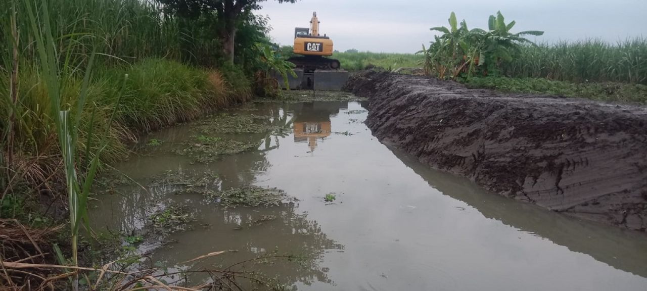 Pemkab Sidoarjo Normalisasi Sungai Dusun Kramat