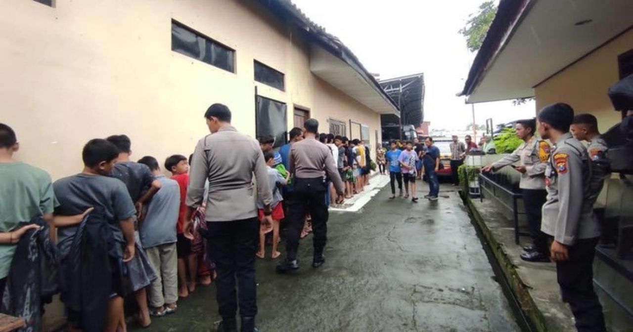 Perang Sarung di Mojokerto Digagalkan Polisi, 28 Remaja Diamankan