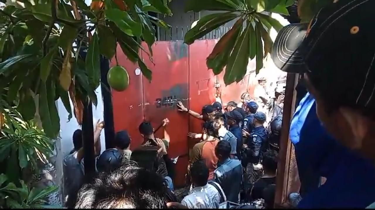PN Surabaya Eksekusi Gudang Jalan Kenjeran