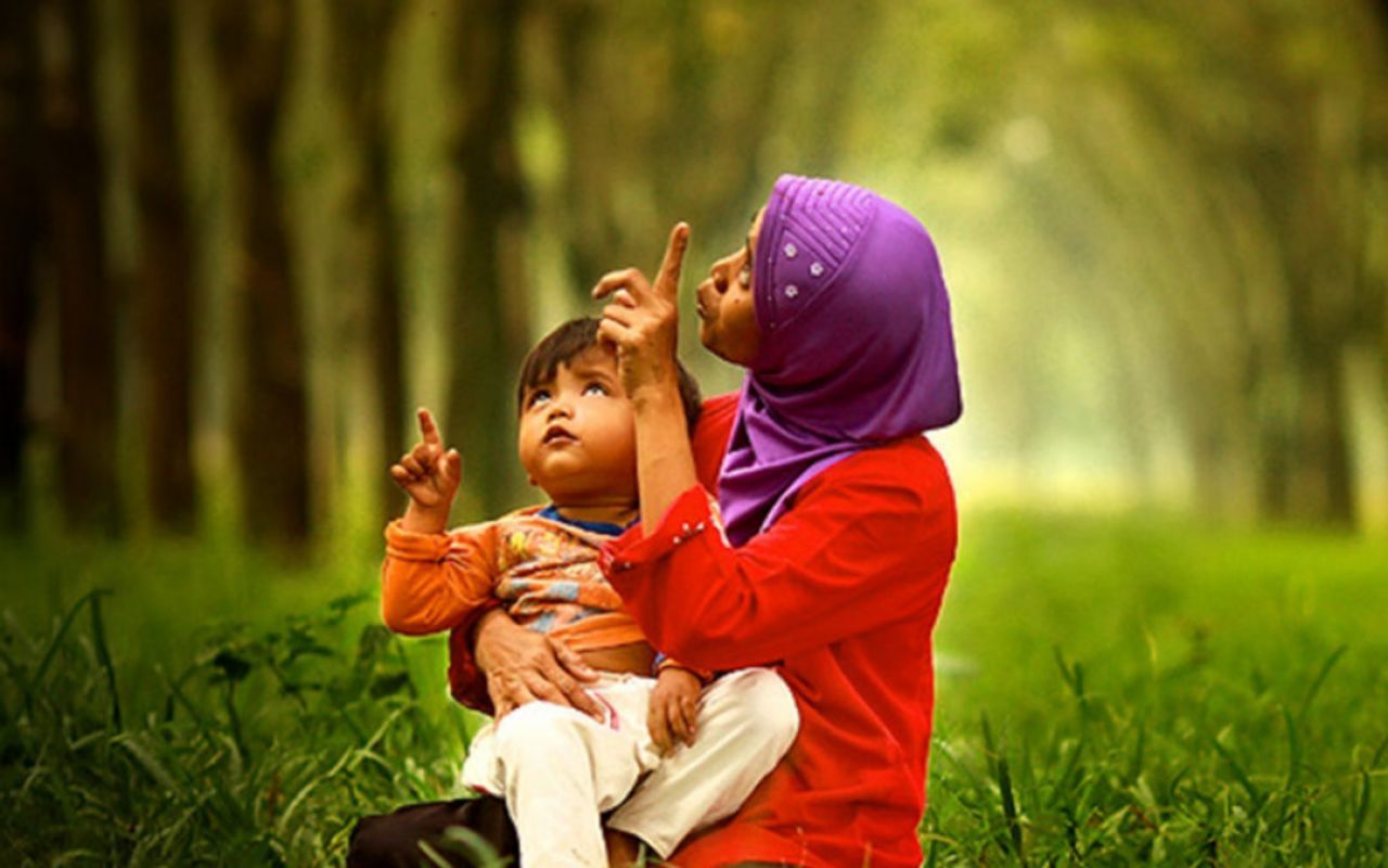 Fadhilah Ramadhan (2): Bahasa Seorang Ibu