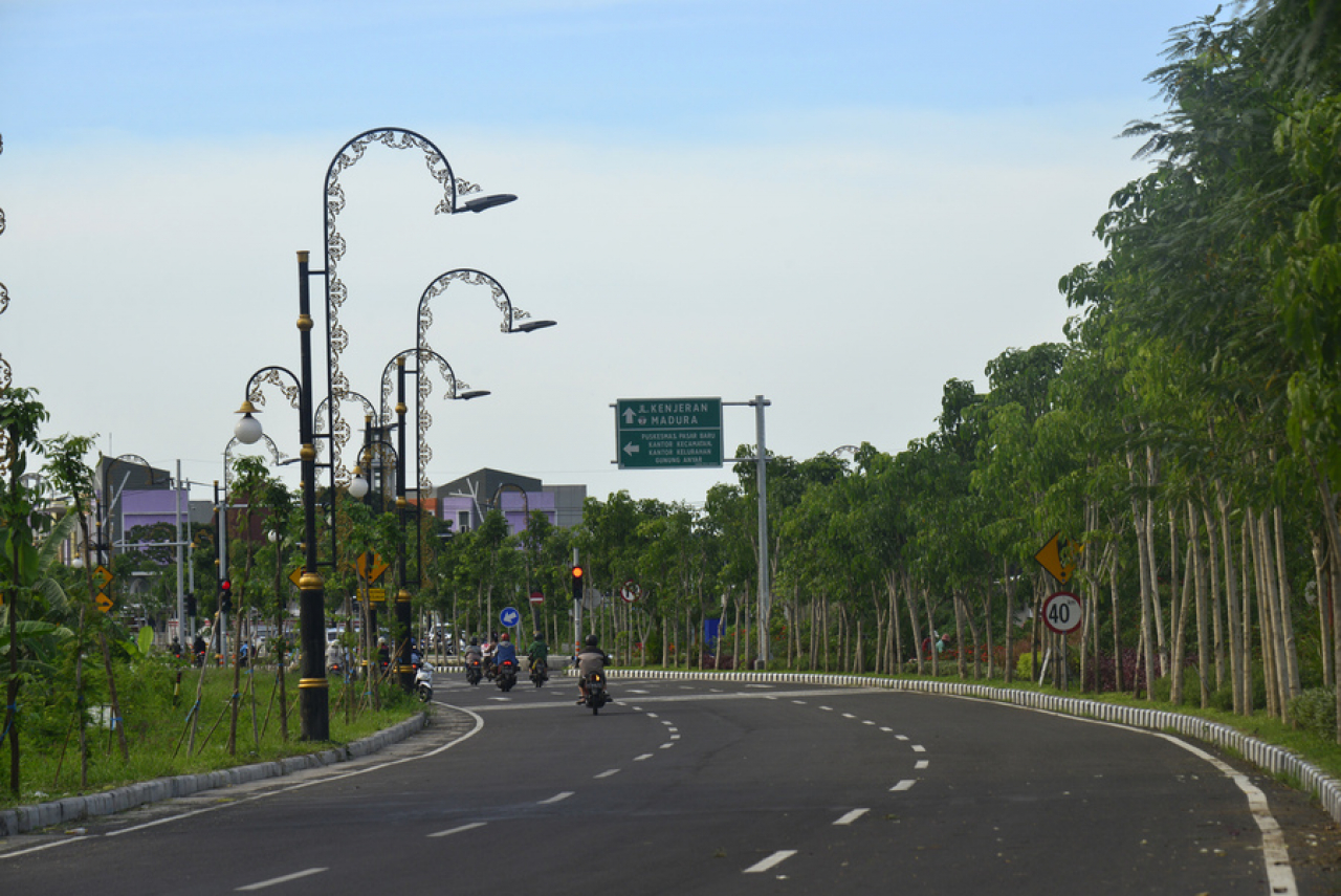Pemkot Surabaya Pasang 7.580 PJU Baru di 3.286 Titik