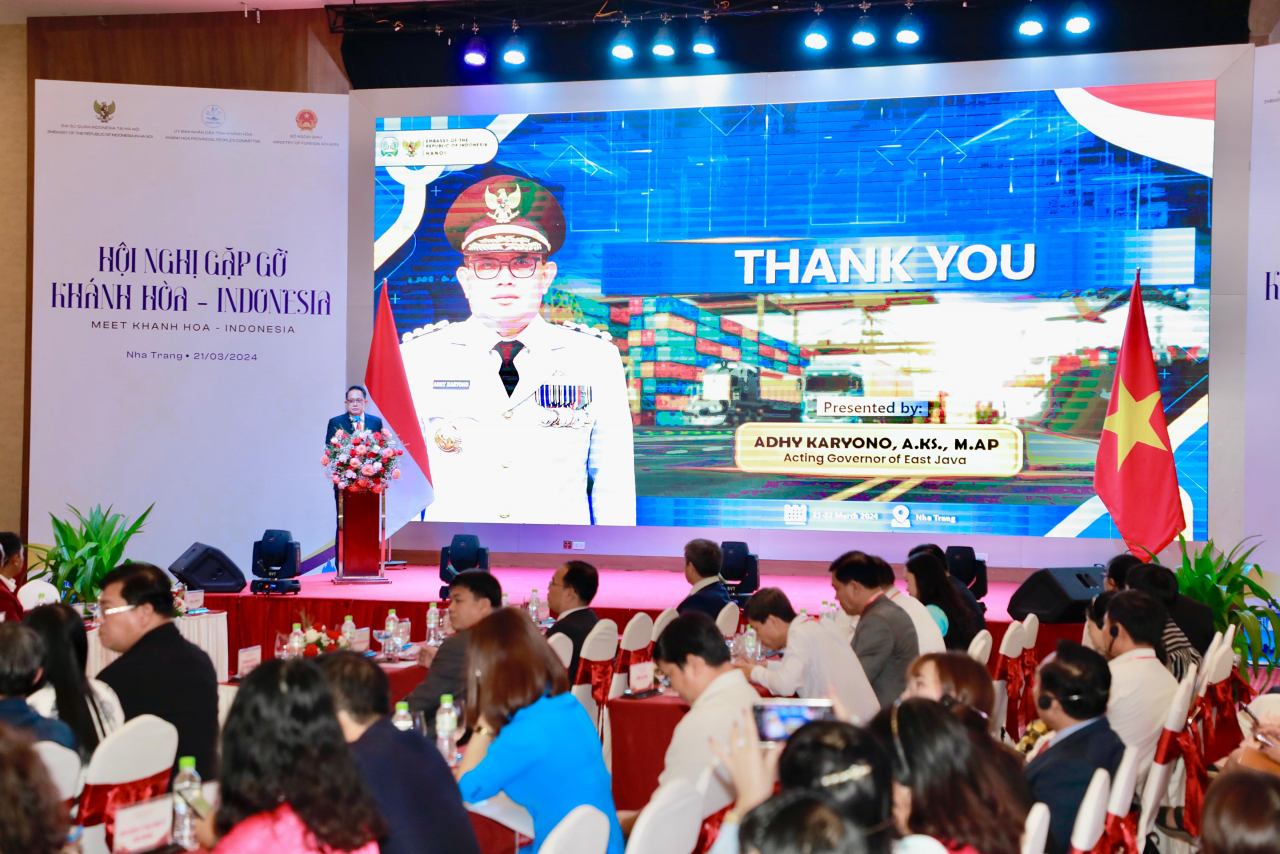 Pj Gubernur Adhy Paparkan IPRO Andalan Jatim untuk Tingkatkan Kerjasama dengan Vietnam