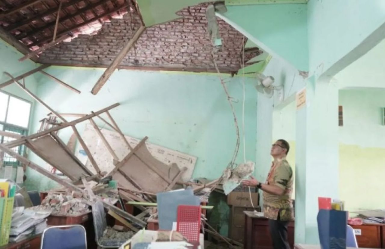 Dindik Jatim Renovasi Sekolah Rusak Karena Gempa di Bawean