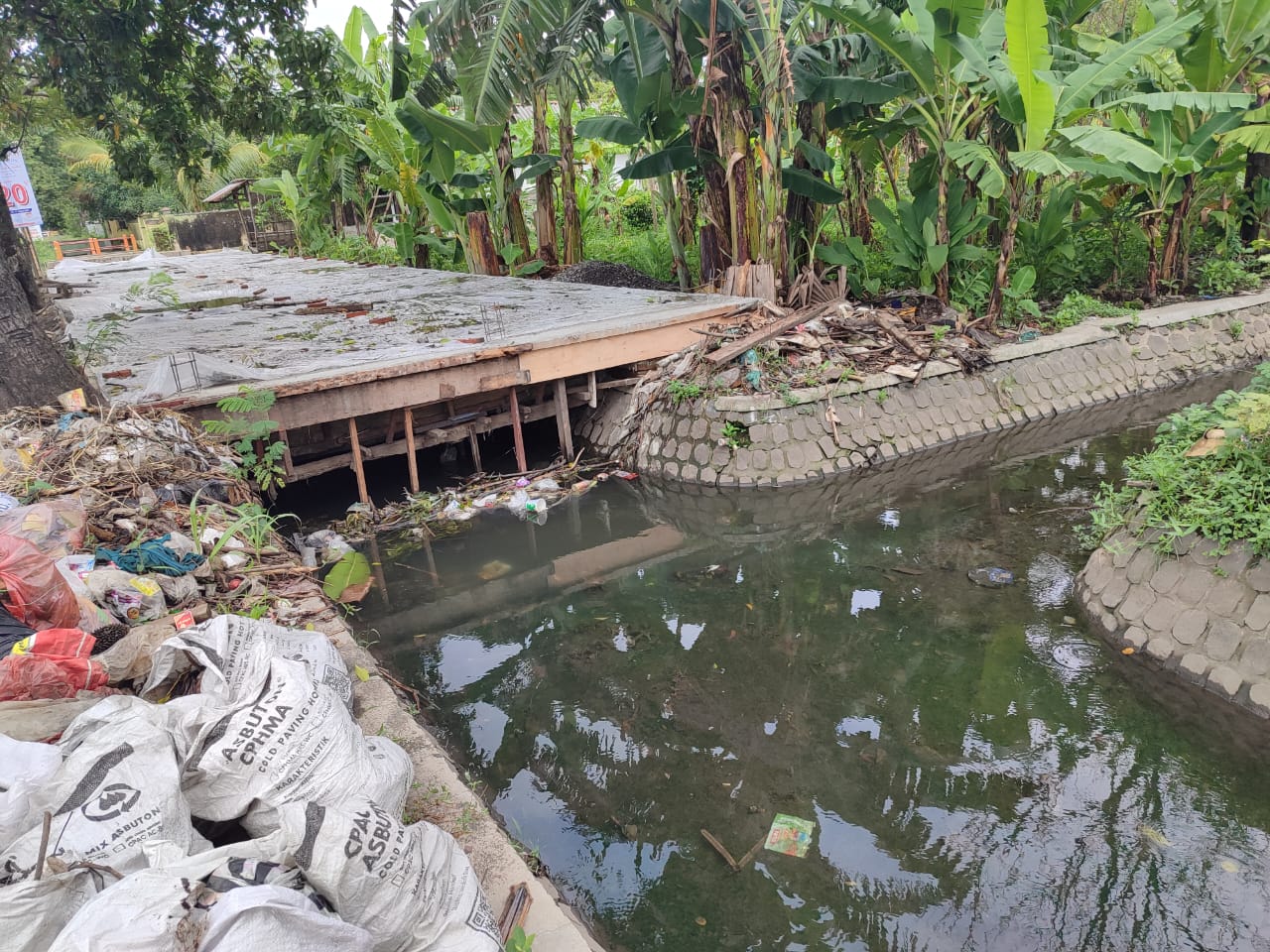 Jembatan Tak Berizin di Sambongdukuh Jombang Sebabkan Banjir, Warga Minta Dibongkar