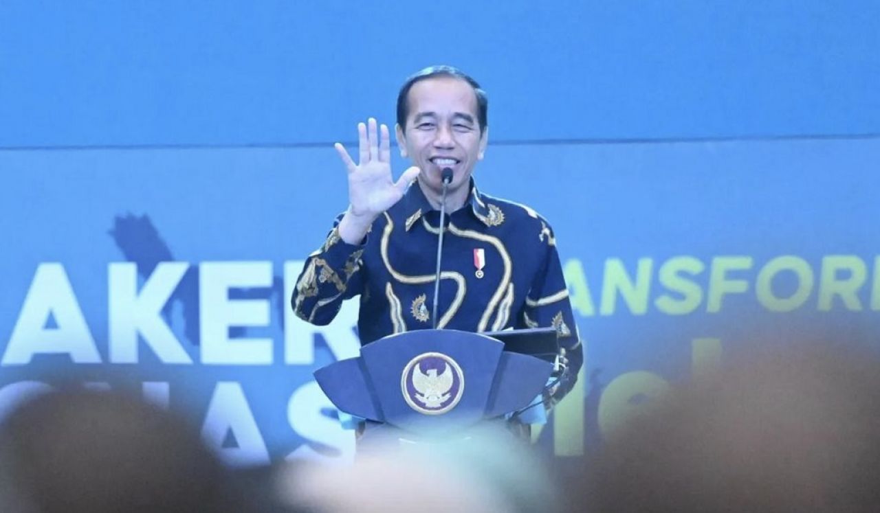 Dinyatakan oleh Ketua Dewan Kehormatan PDIP, Sudah Bukan Kader PDIP Lagi, Jokowi tak Kaget