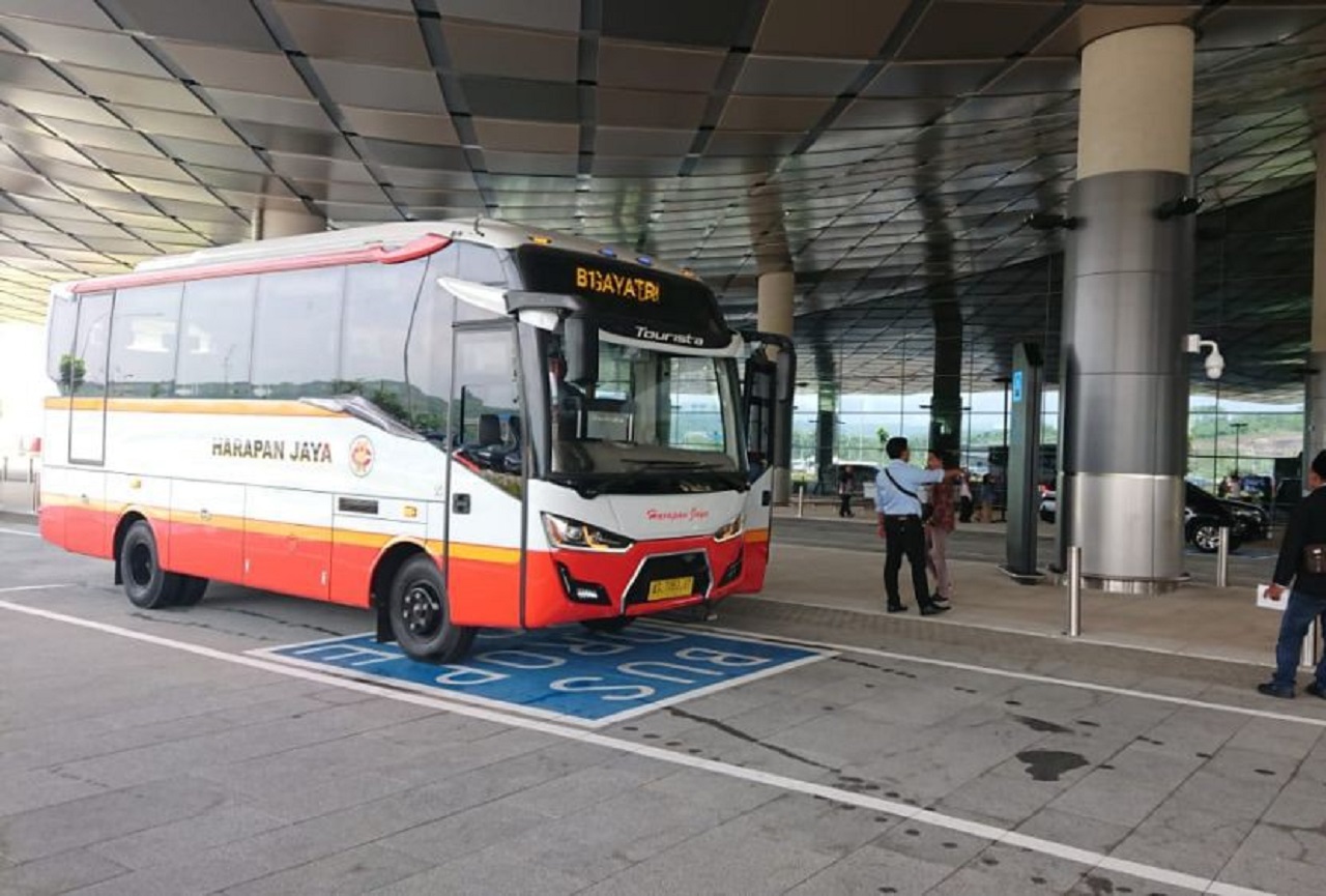 Peristiwa Angkutan Khusus Bandara Dhoho Sepi, Pemkab Beri Intensif Naik Bus Gratis