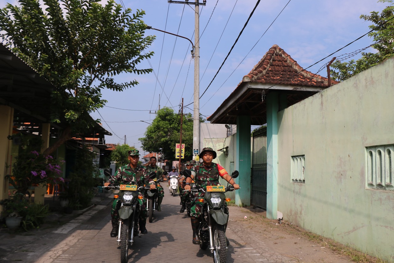 Peristiwa Dandim 0816/Sidoarjo dan Jajaran, Pimpin Patroli Menuju Kemajuan Desa Penambangan