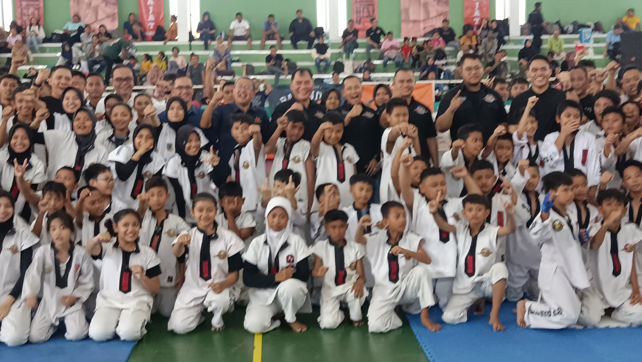 Perebutkan Piala Walikota, BHS Resmikan Kejuaraan Tarung Derajat Surabaya