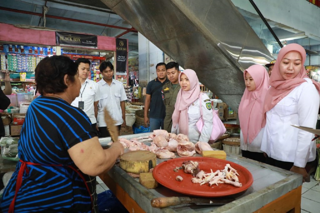 Jelang Idul Adha, Disdag Kota Madiun Pantau Harga Bapok di Pasar Tradisional