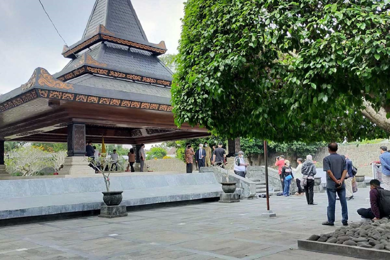 Peristiwa Destinasi Wisata Makam Bung Karno Sumbang PAD Kota Blitar Hingga Rp 1 Miliar
