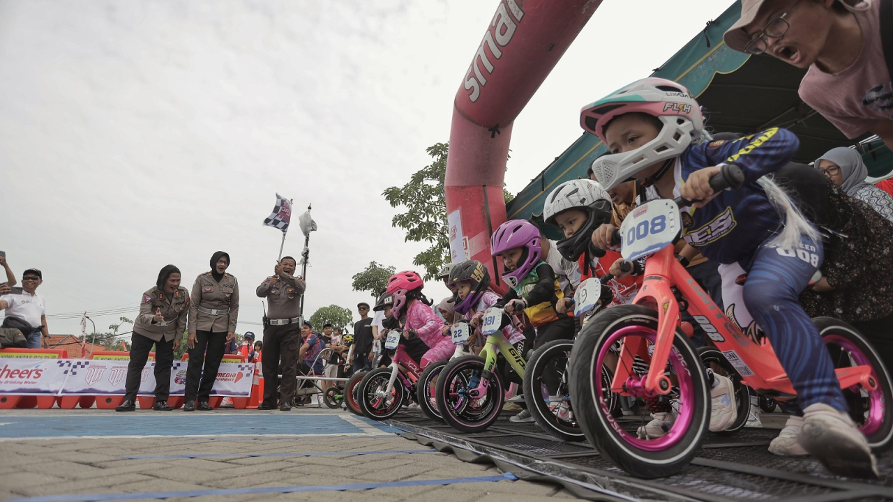 Peristiwa Polrestabes Surabaya Gelar Push Bike Race