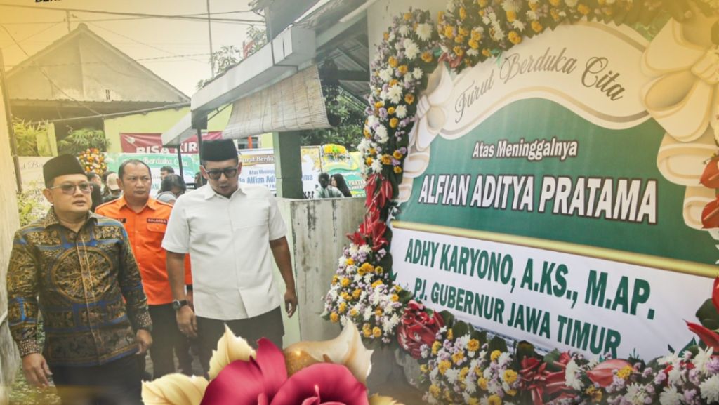 Peristiwa Takziah Korban Laka Laut Pantai Drini, Pj Gubernur Jatim Bakal Evaluasi Program Outing Class