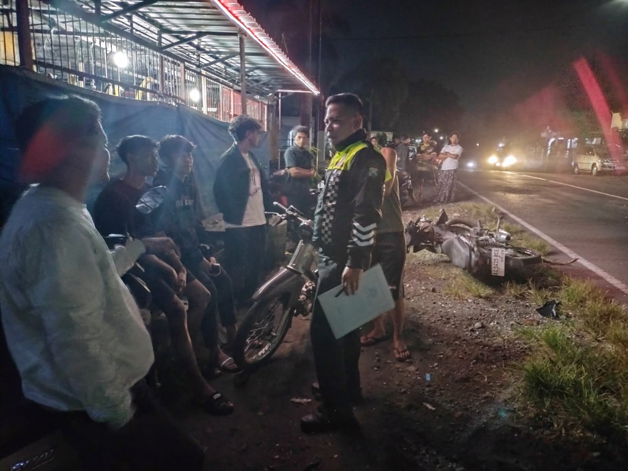 2 Motor dan Truk Terlibat Kecelakaan di Blitar, 1 Tewas di Lokasi