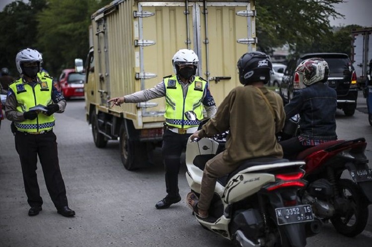 Ratusan Pengendara di Kota Malang Terjaring Tilang E-TLE, Mayoritas Pemotor Tak Gunakan Helm