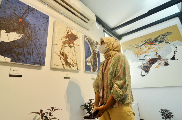 Gelar Pameran Bertajuk Art for Humanity, Empat Pelukis Bali Tampilkan Maha Karya di Teh Villa Gallery