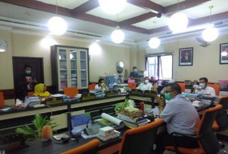 Komisi B DPRD Surabaya Minta Pemkot Cabut Izin Pengolahan Pasar Koblen