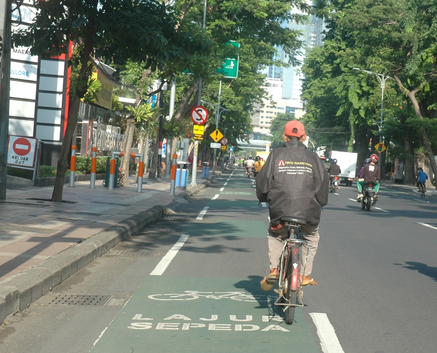 Dua Jalan di Surabaya Bakal Ditambah Lajur Khusus Sepeda