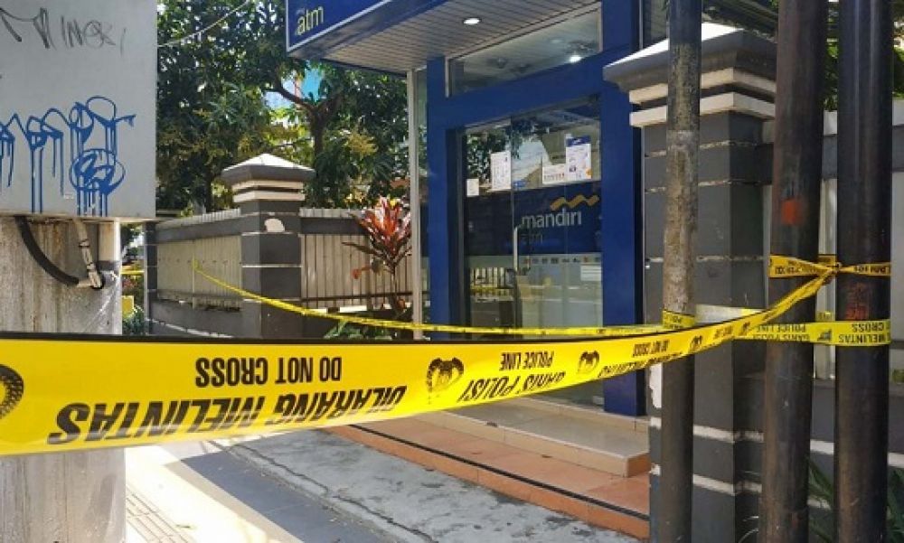 ATM Mandiri di Malang Jadi Sasaran Rampok, Pelaku Diburu