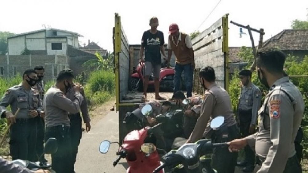 Polisi Gerebek Balap Liar di Jombang, Puluhan Motor Diamankan