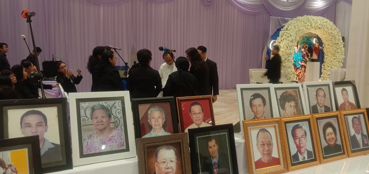 Gelar Upacara Misa Requiem Grand Heaven Surabaya Berikan Penghormatan pada Leluhur Katolik