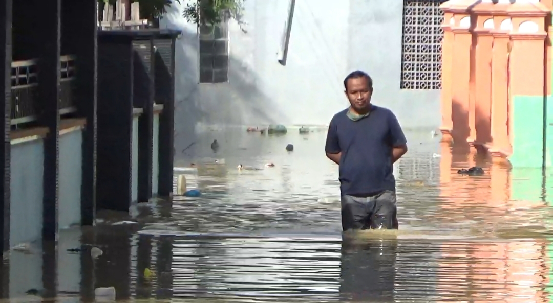 Hujan Deras Wilayah Pantura Mengakibatkan Banjir di Kota Sampang