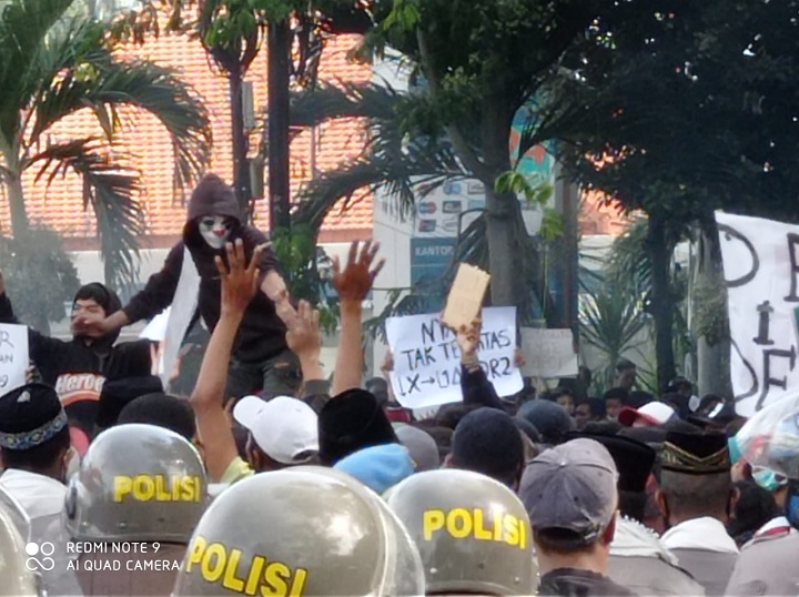 Demo Mosi Tak Percaya DPR RI di Kota Pasuruan, Ricuh