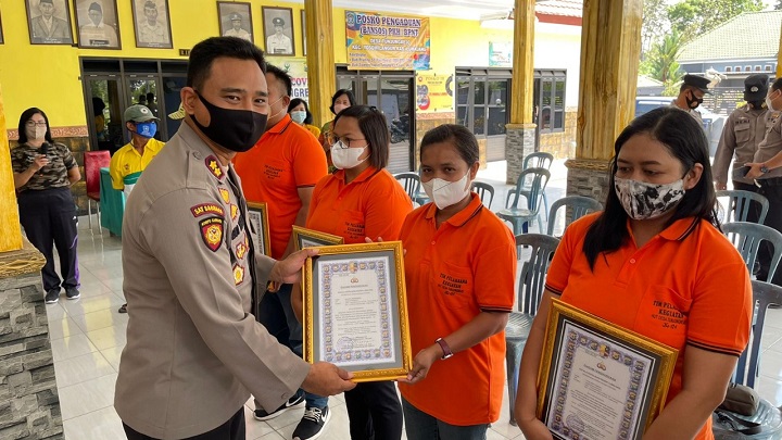 Mendapat Penghargaan dari Kapolres Lumajang, Relawan Tunjungrejo Patut Dicontoh