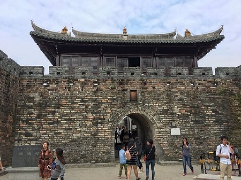 Mengenal Peninggalan Benteng Dapeng dan Kota Kuno China
